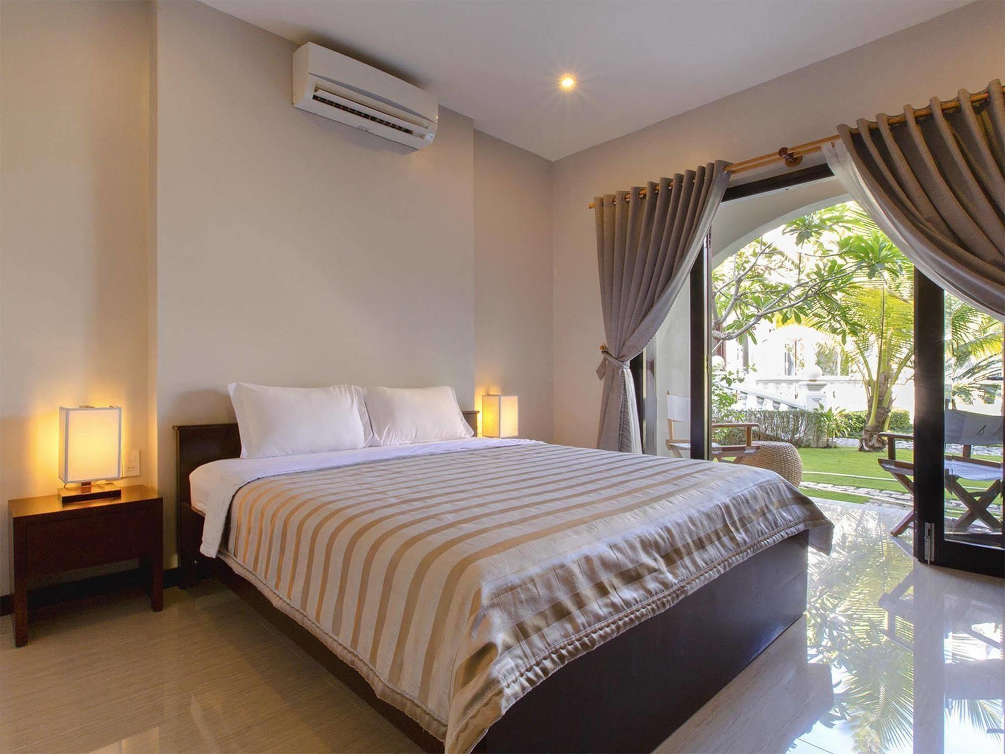 La Paloma Villa Nha Trang Bagian luar foto