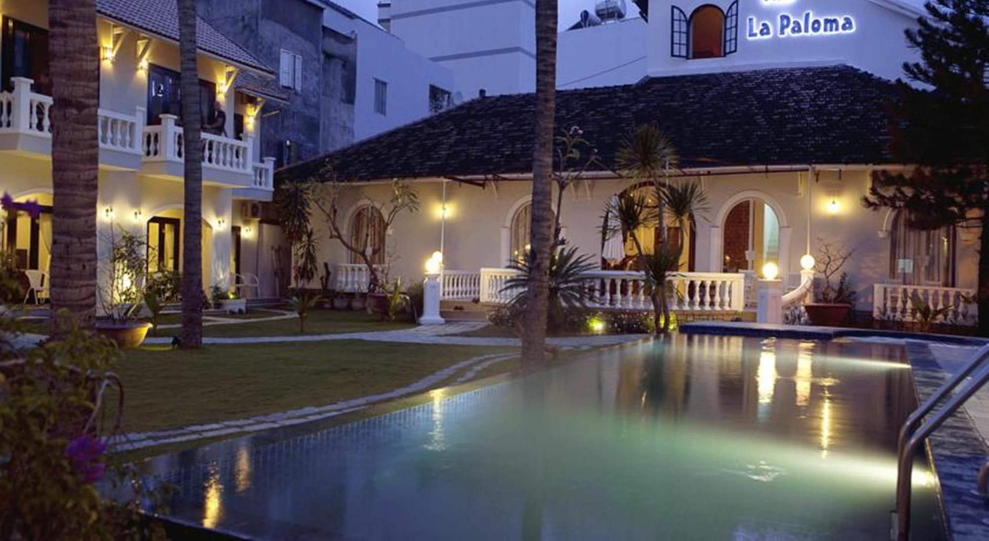 La Paloma Villa Nha Trang Bagian luar foto
