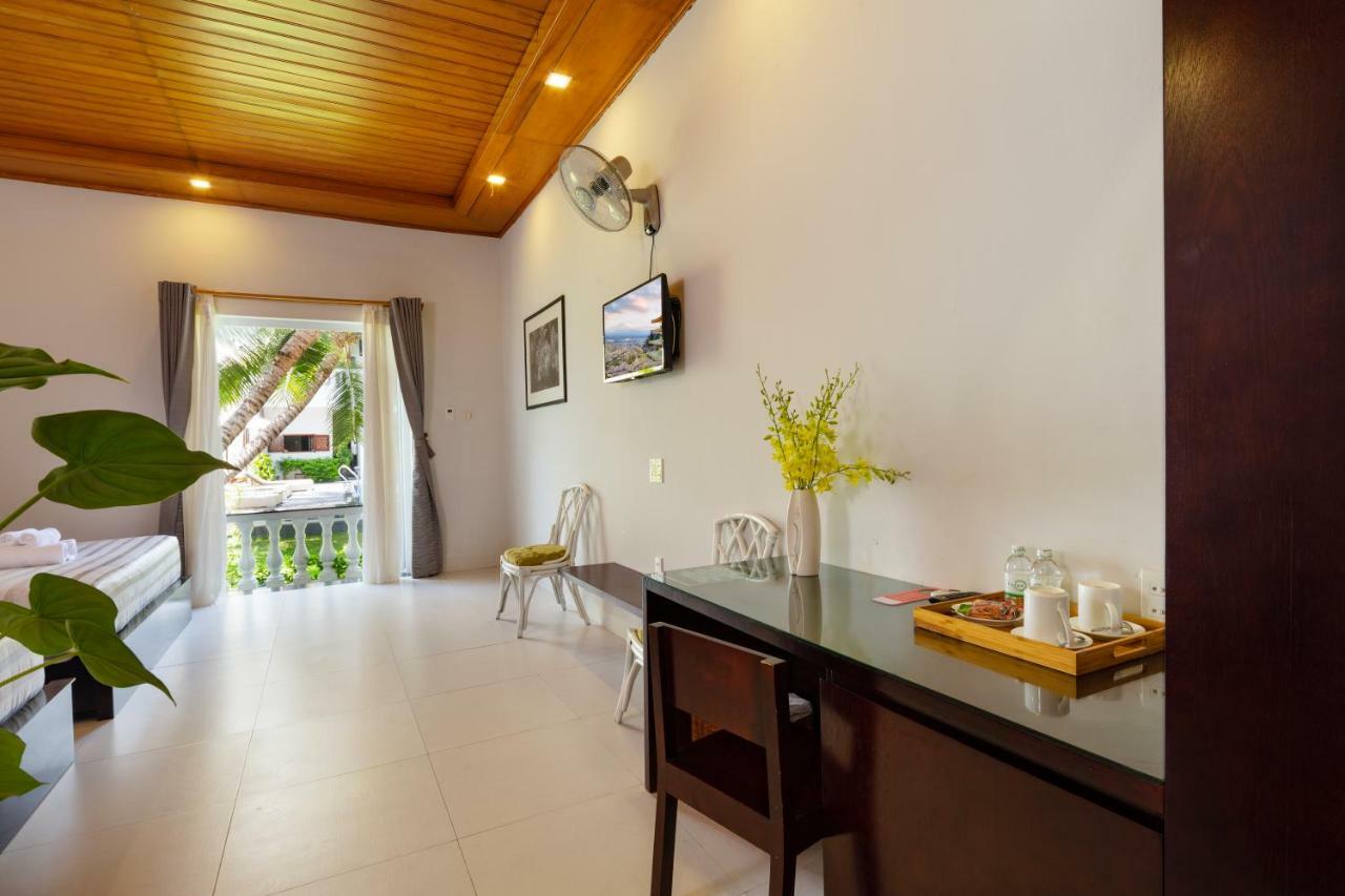 La Paloma Villa Nha Trang Bagian luar foto